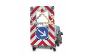 FLR trailer for temporary worksite signage